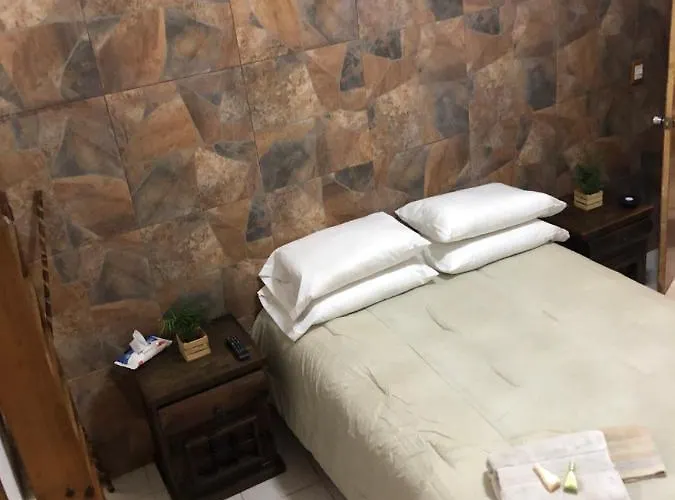 Hostal “ El Sol “ *
